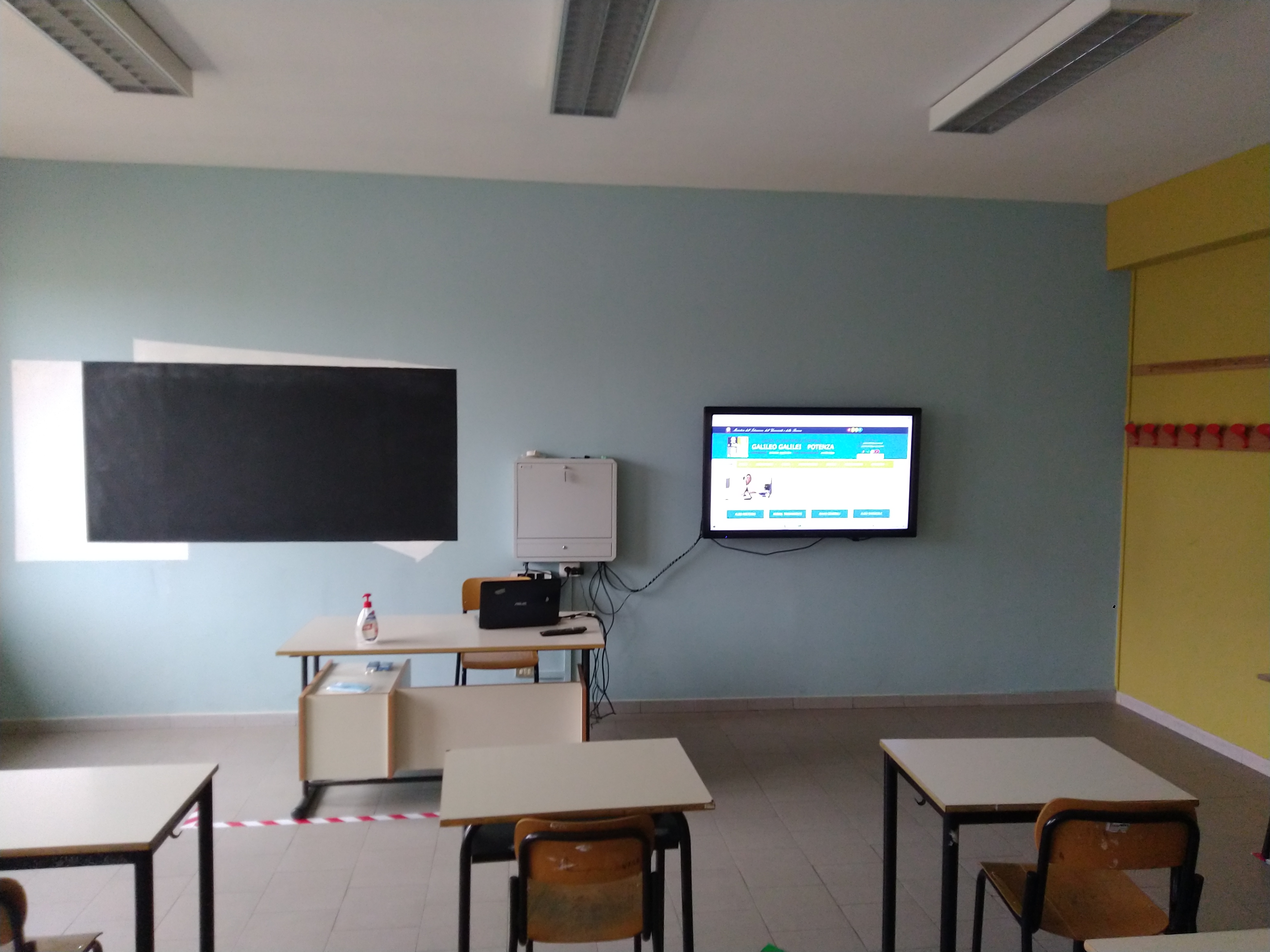 Aula con Monitor Interattivo